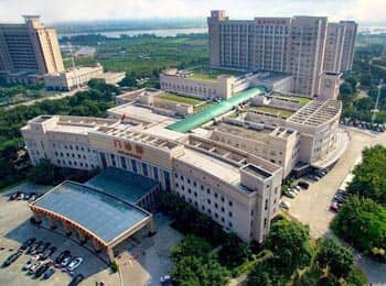 广州番禺区中心医院