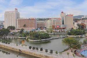 廉江市人民医院